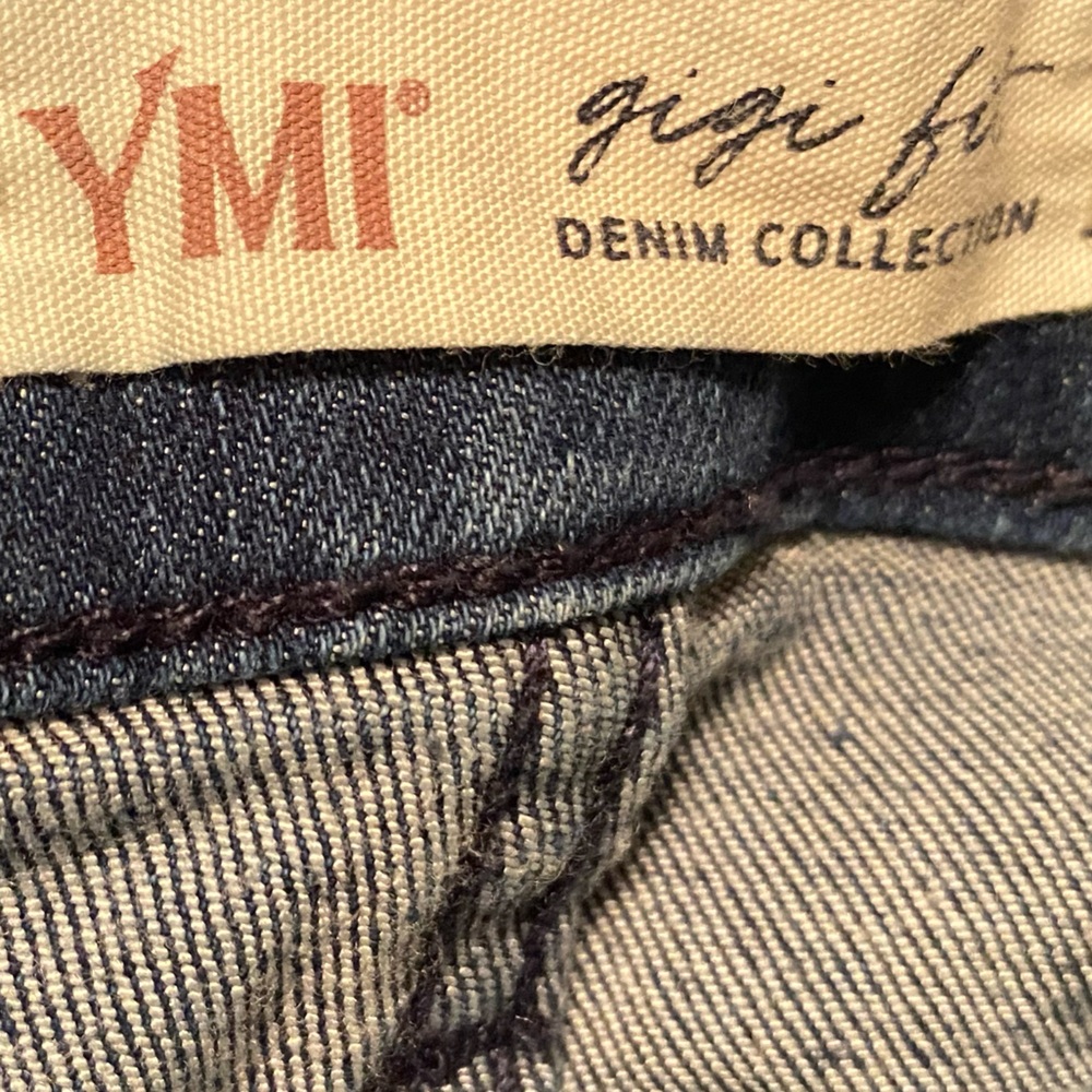 Women's Distressed Flare Jeans YMI Gigi Fit. Juniors 11/30.🐠 - Picture 7 of 7